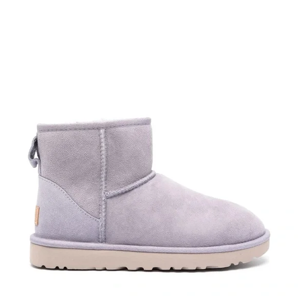 NWT Ugg Classic Mini II Ankle Boots - Picture 1 of 8